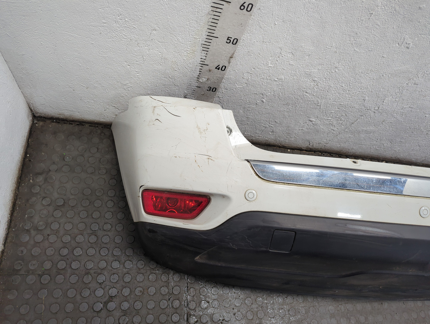 Бампер задний