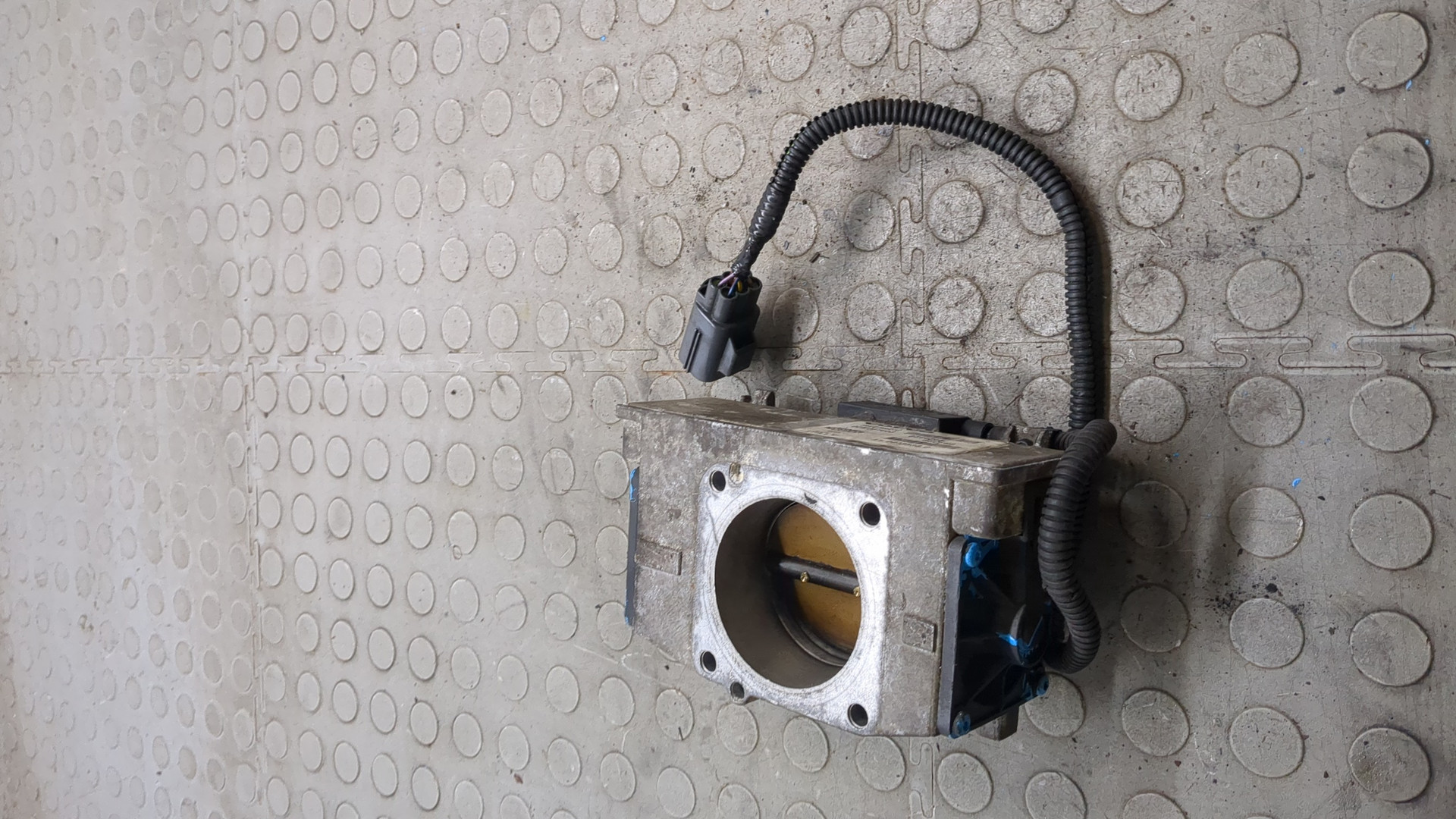 Заслонка дроссельная электрическая