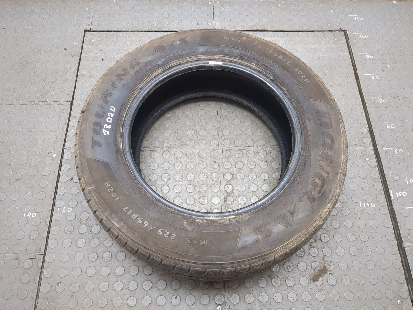 Шины комплект (4 шт.)