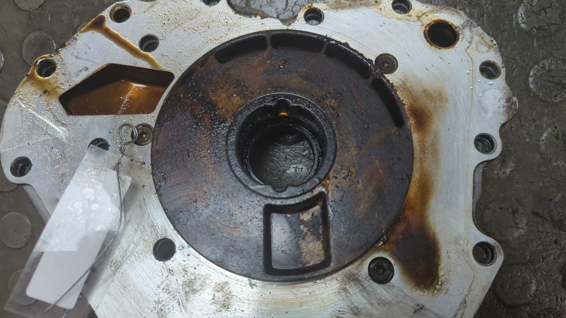 Насос масляный