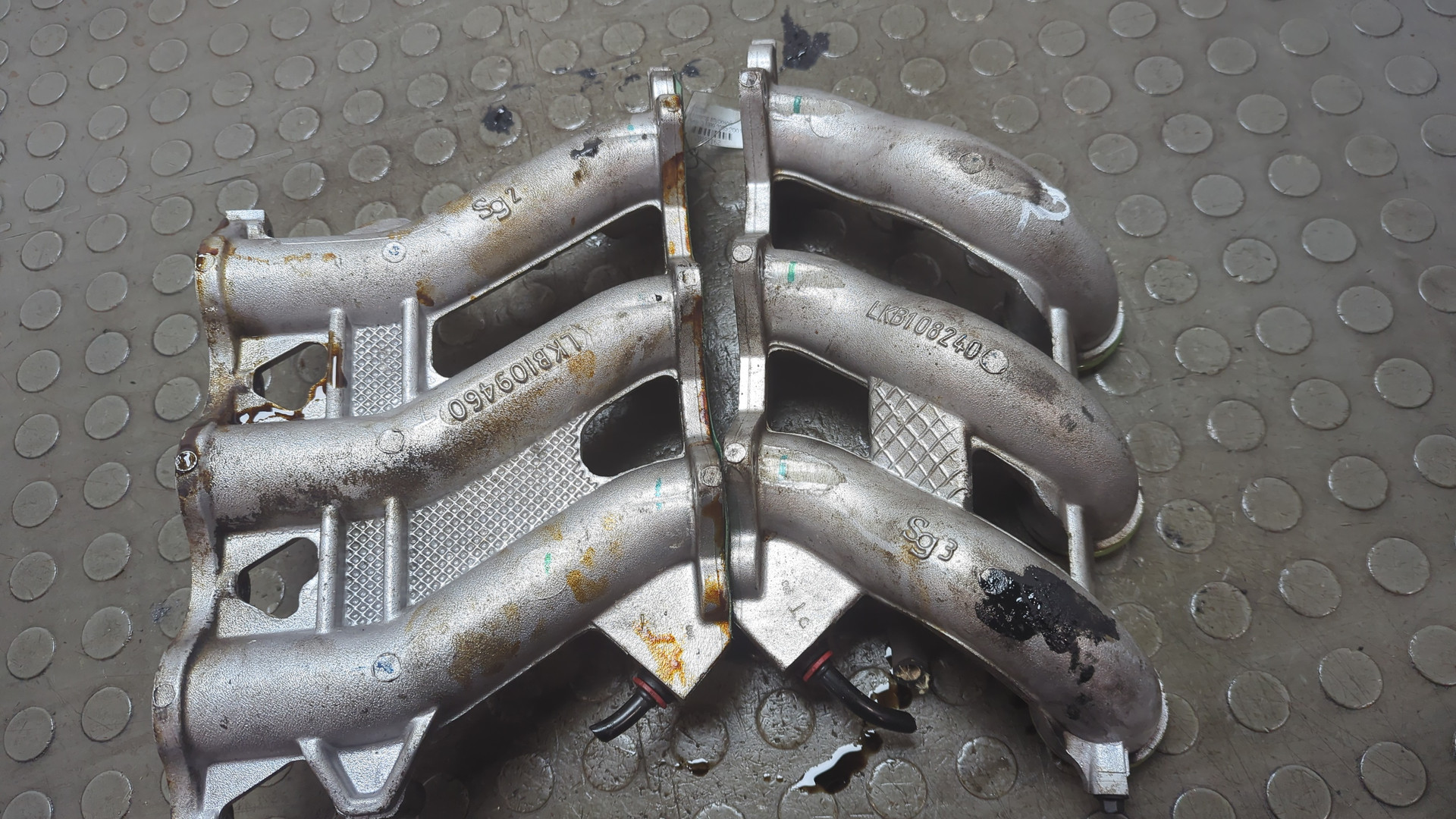 Коллектор впускной