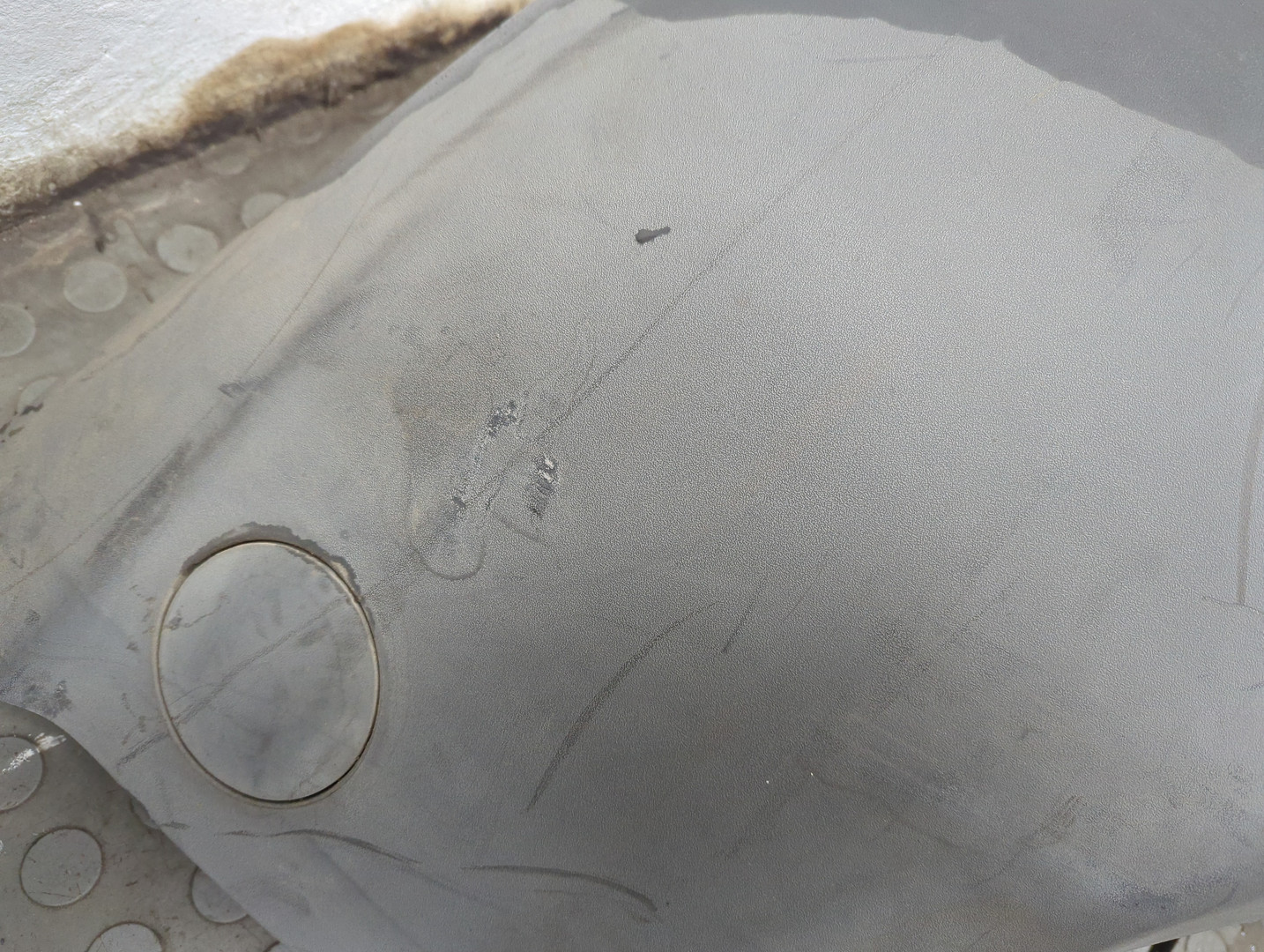 Бампер задний