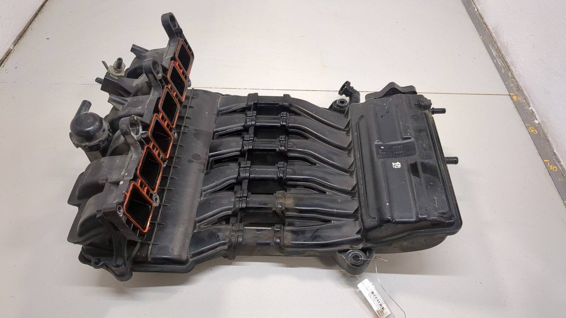 Коллектор впускной