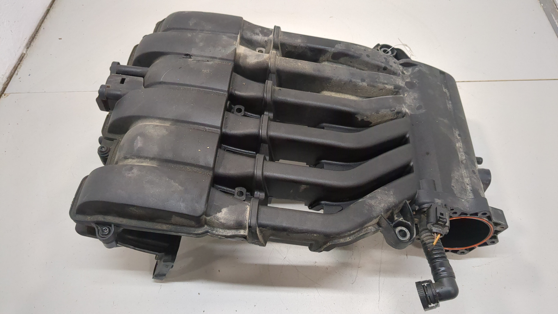 Коллектор впускной