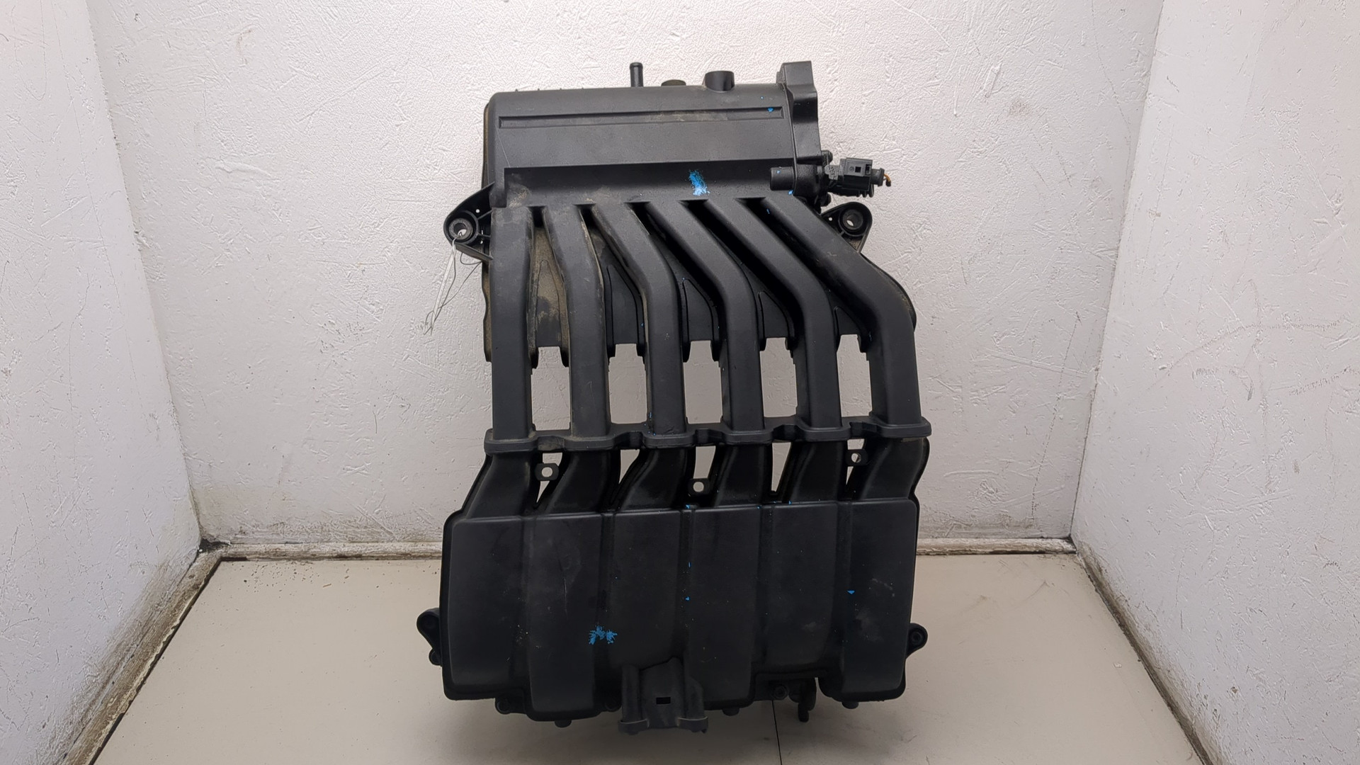 Коллектор впускной