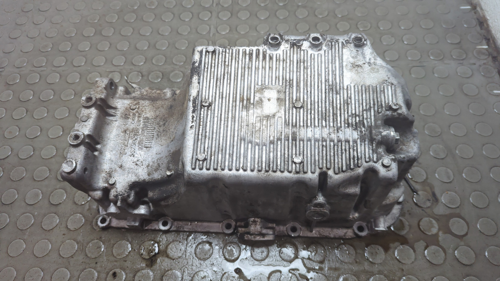 Поддон масляный двигателя (картер)