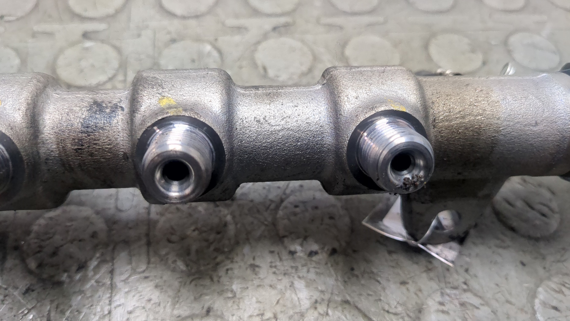 Рейка топливная (рампа)