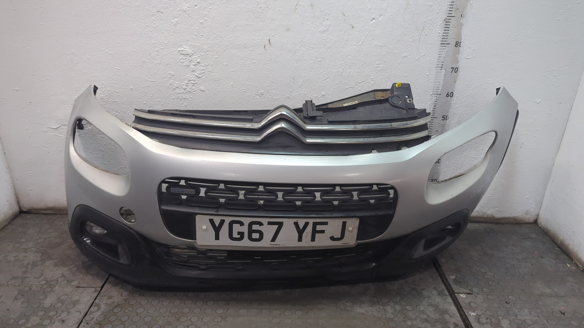 Бампер передний