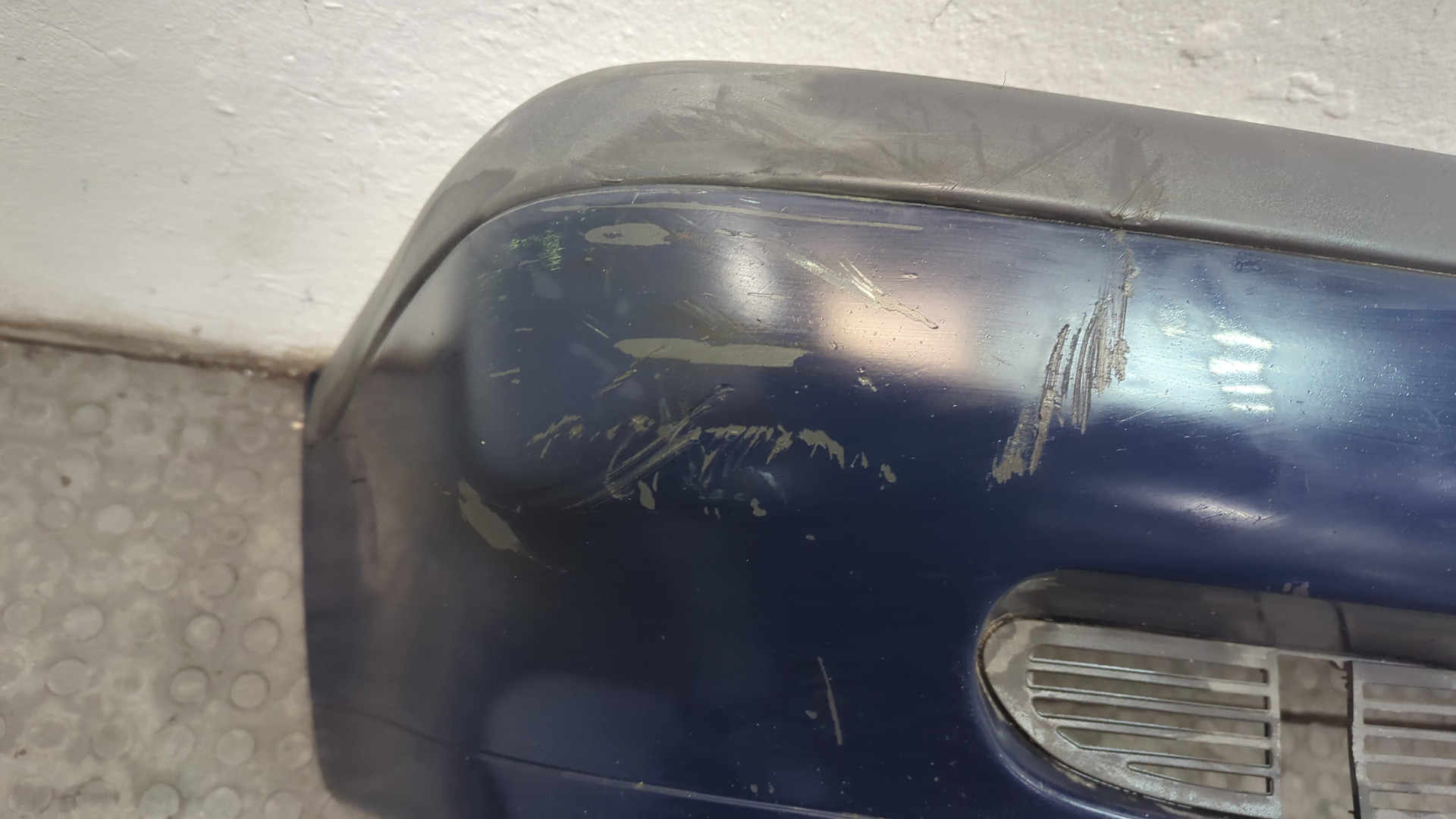 Бампер передний