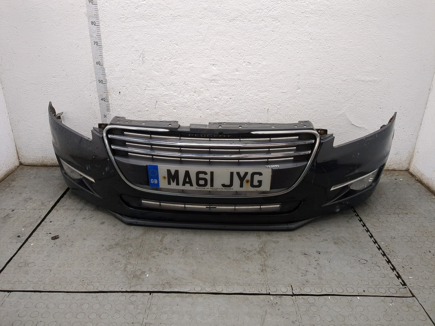 Бампер передний