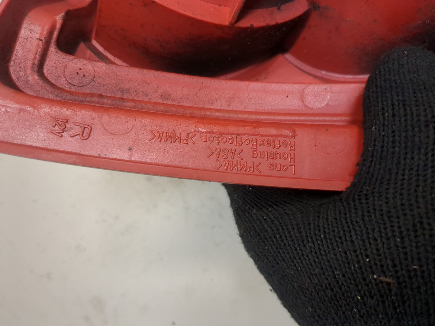 Фонарь задний левый