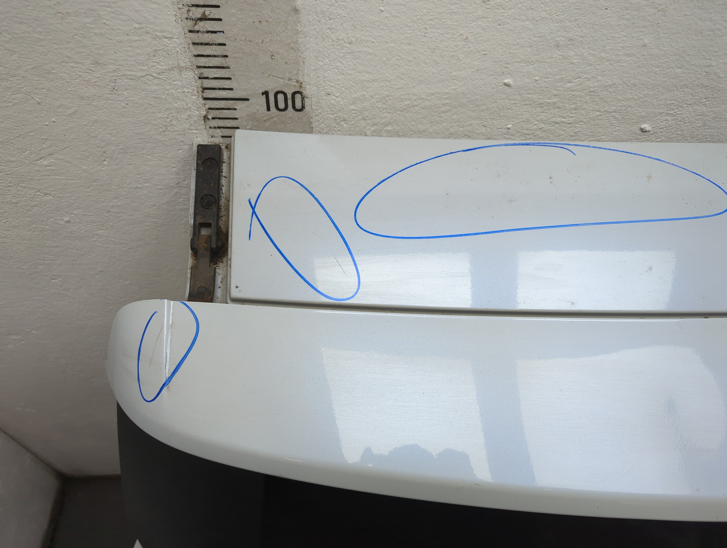 Дверь багажника