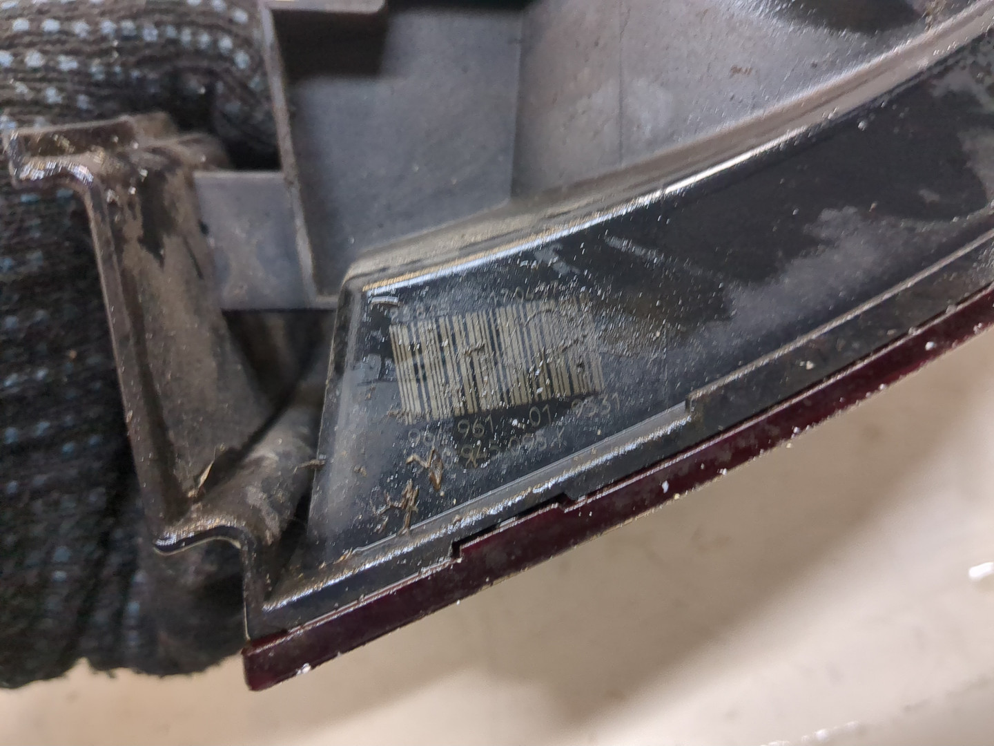 Фонарь задний левый