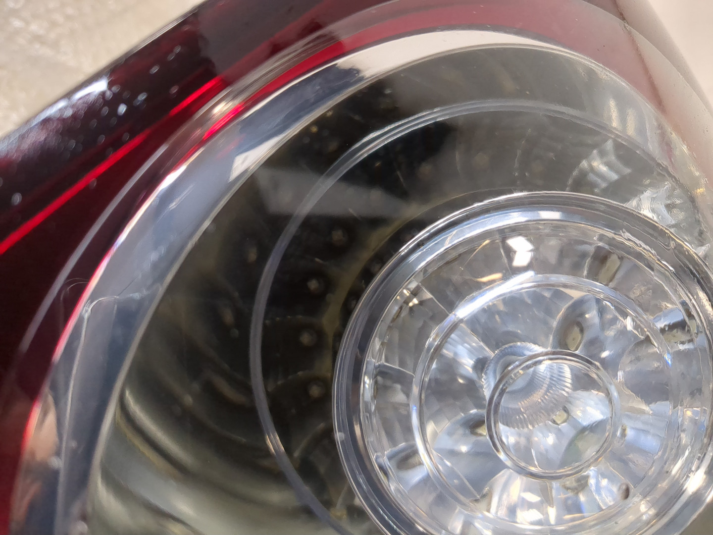 Фонарь задний левый