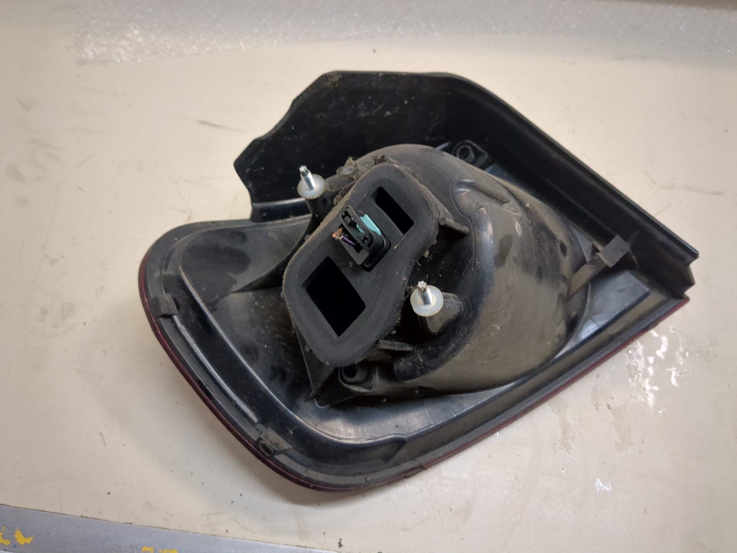 Фонарь задний правый