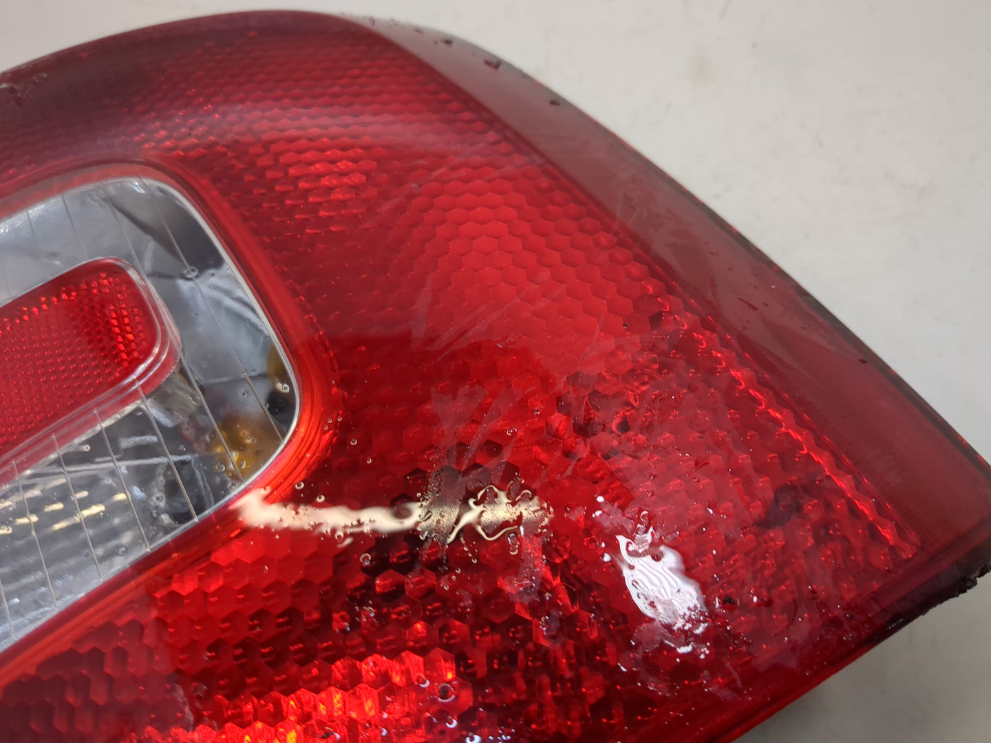 Фонарь задний правый