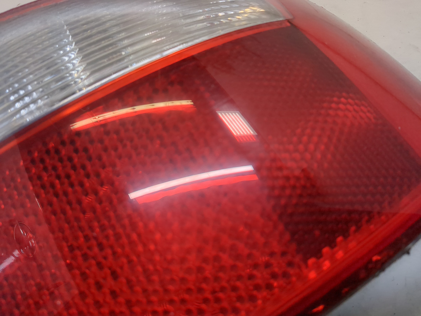 Фонарь задний правый