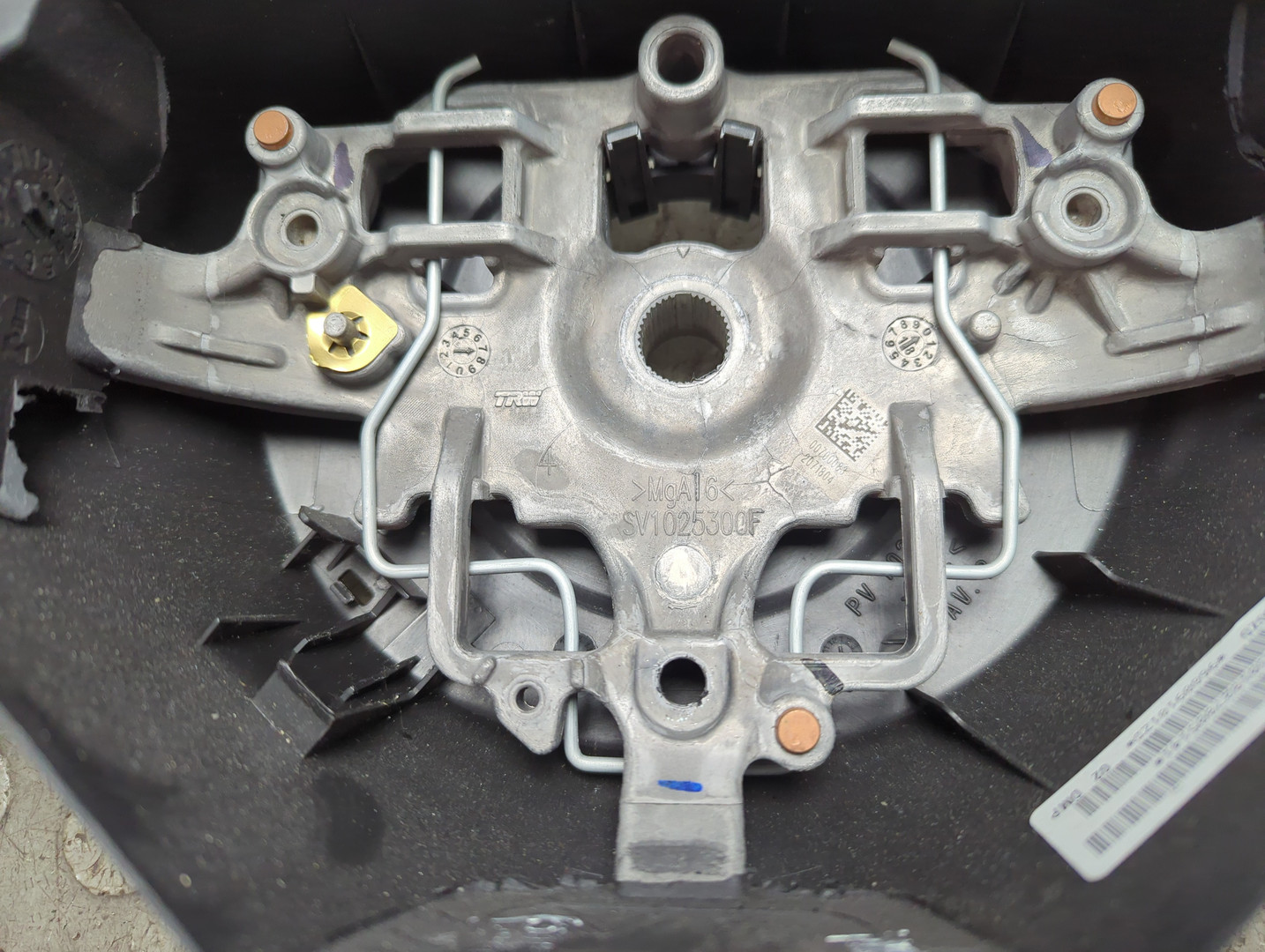 Рулевое колесо (руль)