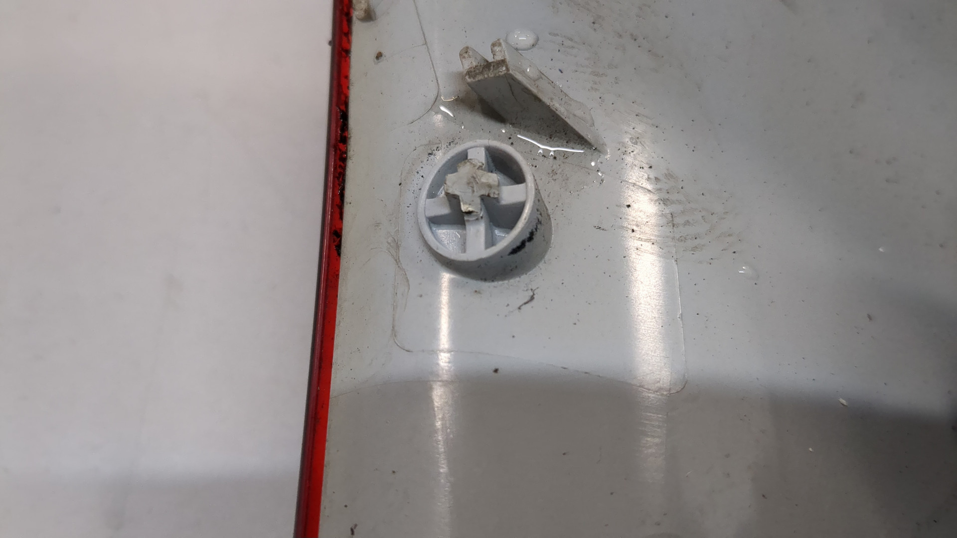 Фонарь задний правый