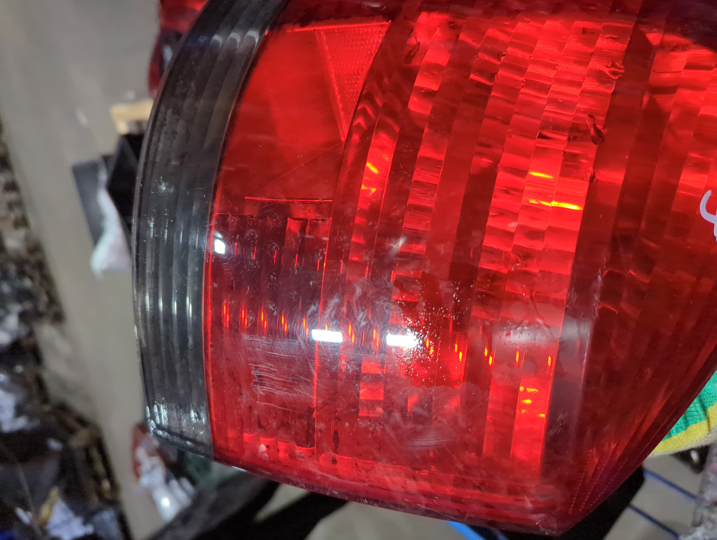 Фонарь задний левый