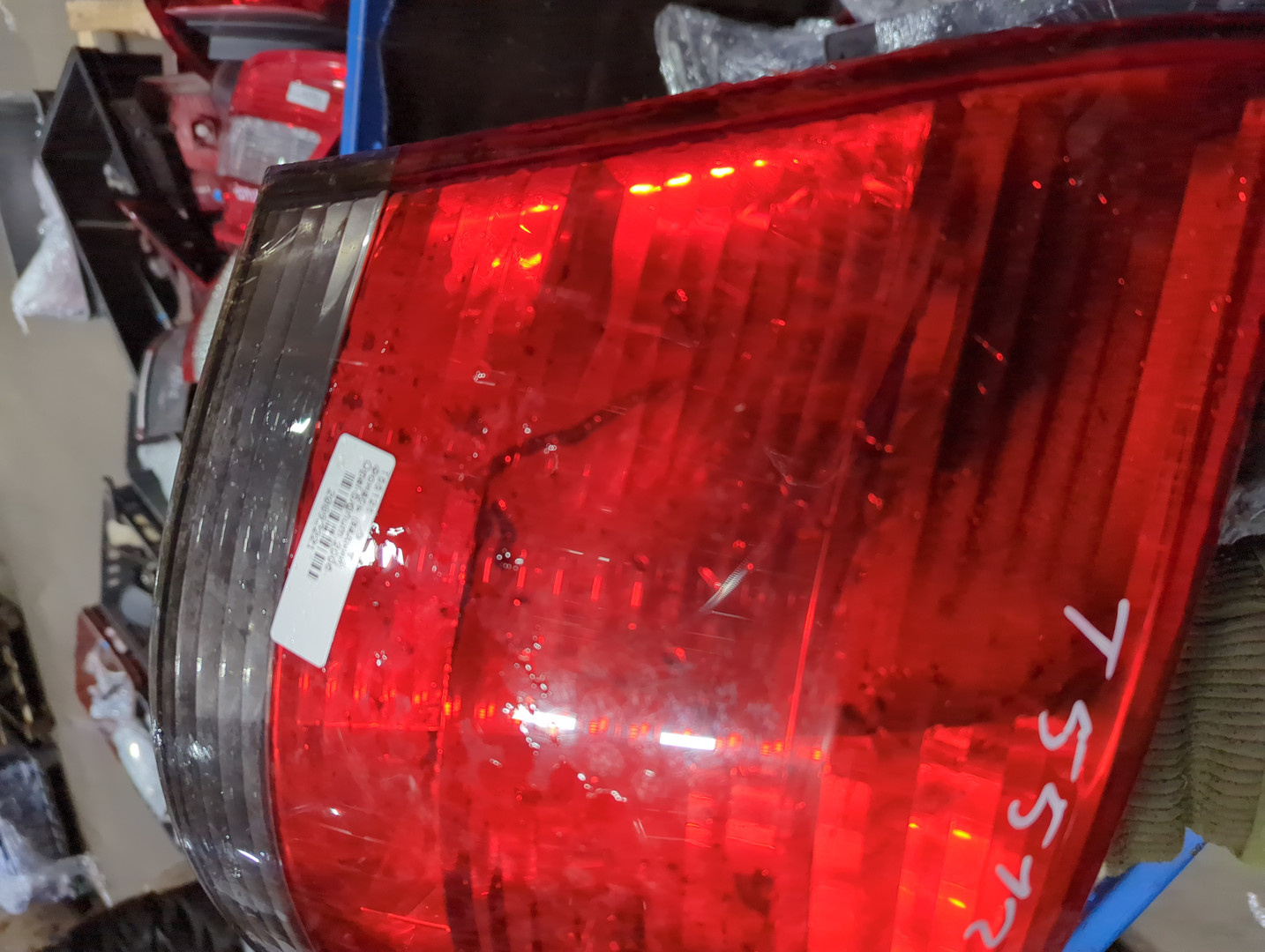 Фонарь задний левый