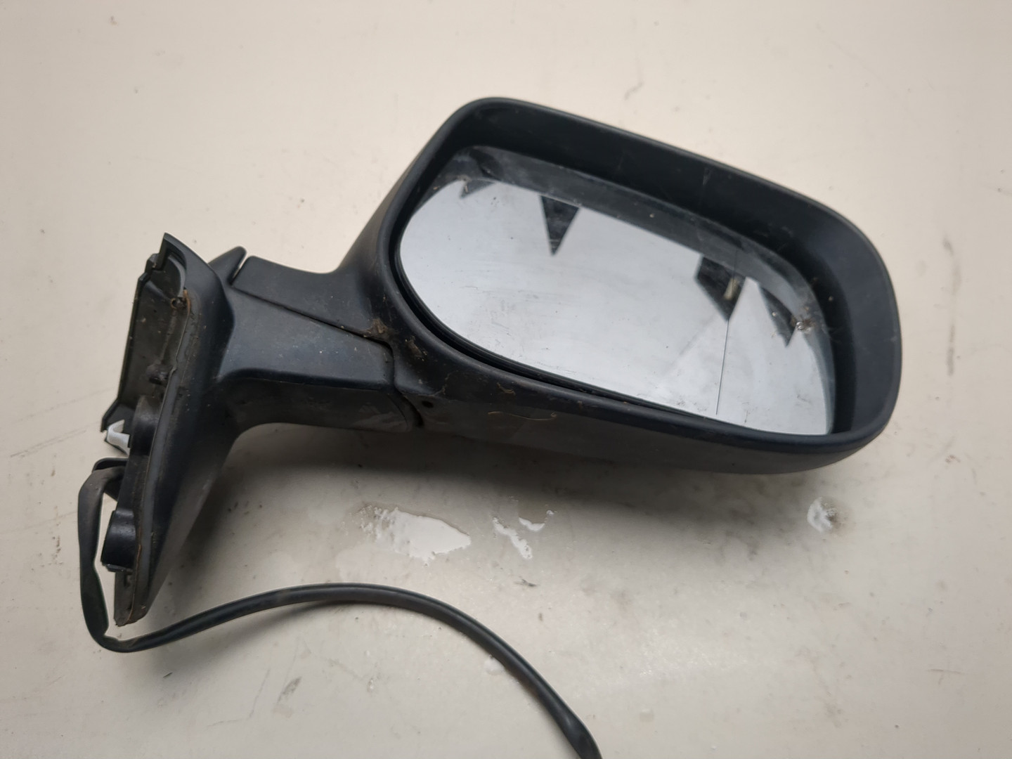 Зеркало правое электрическое