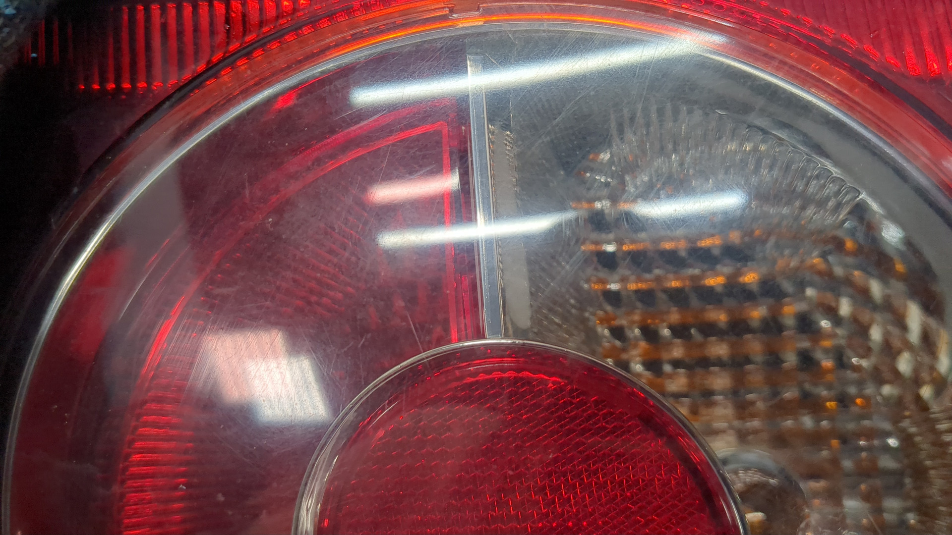 Фонарь задний правый