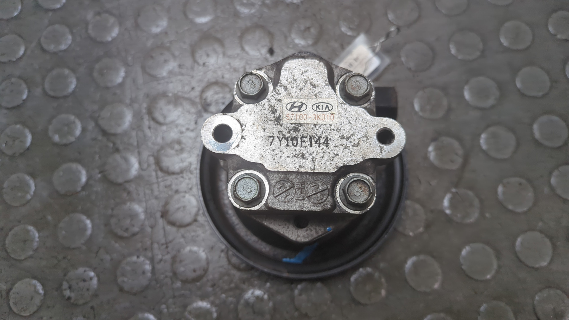 Насос ГУР (гидроусилитель руля)