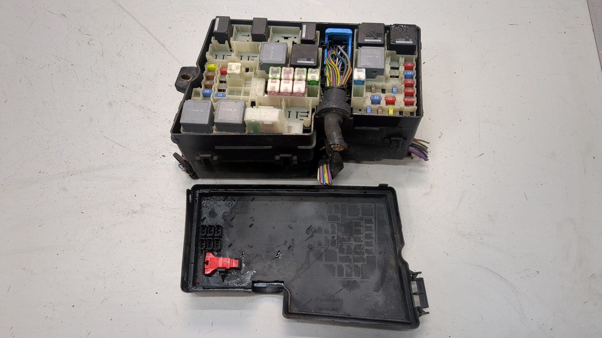 Блок предохранителей