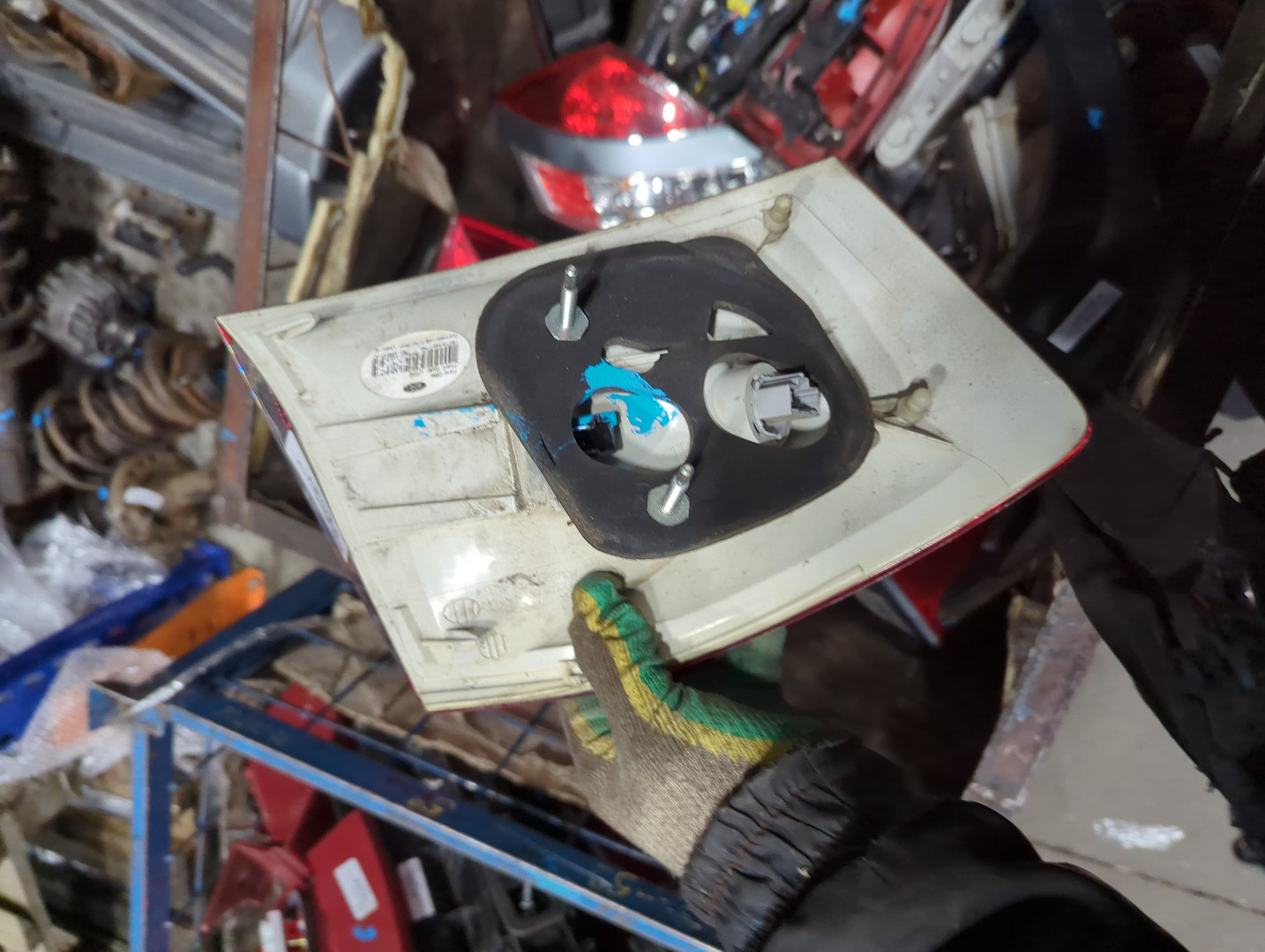 Фонарь задний правый