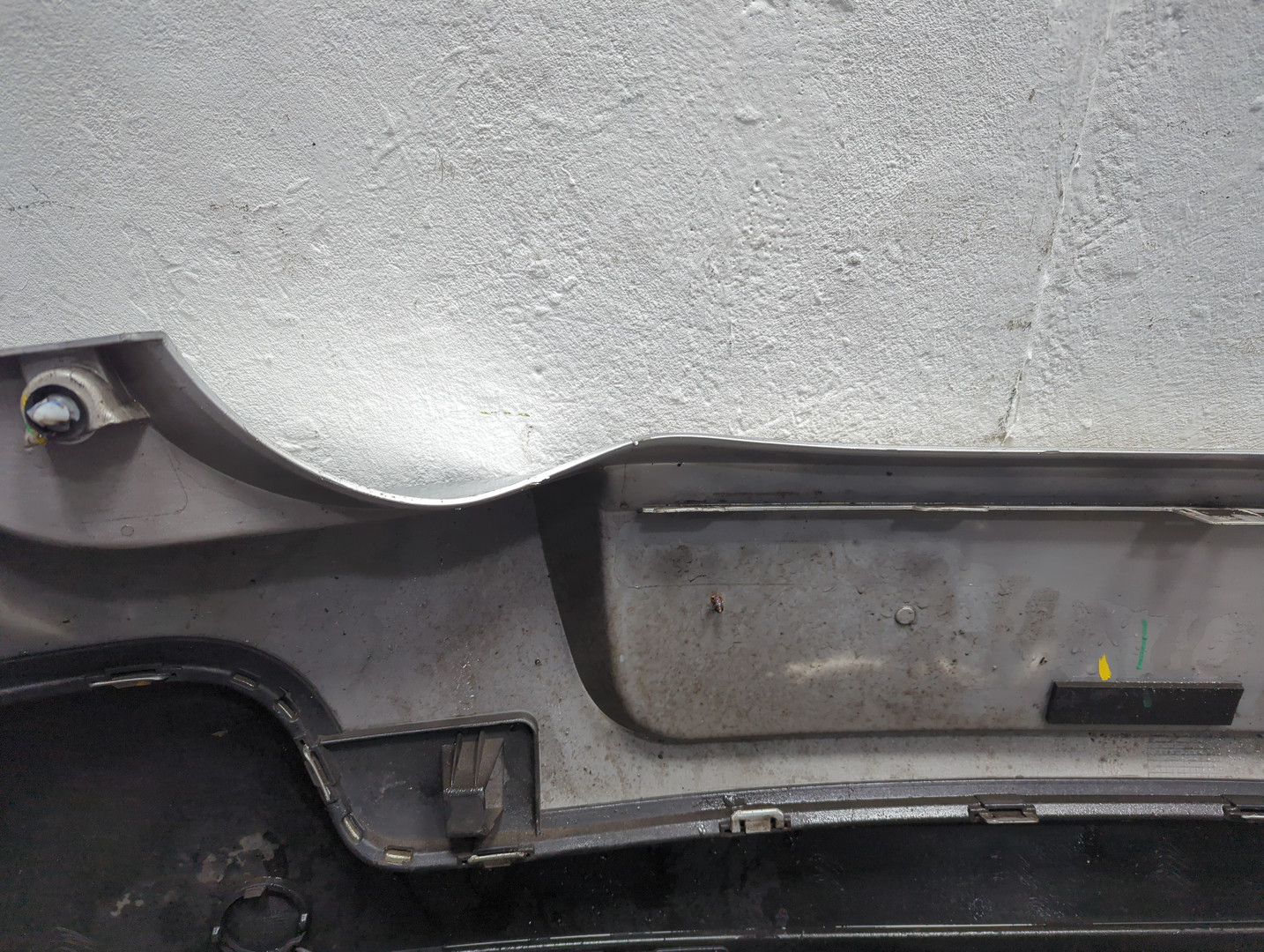 Бампер задний