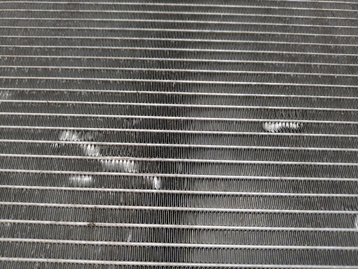 Радиатор охлаждения двигателя основной