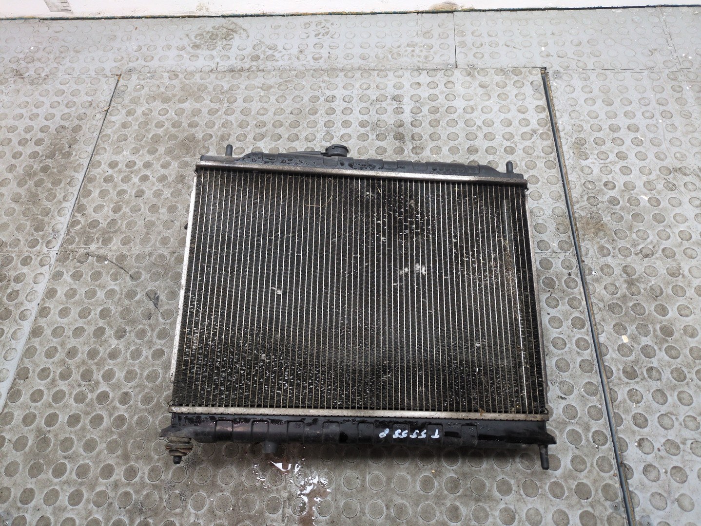 Радиатор охлаждения двигателя основной