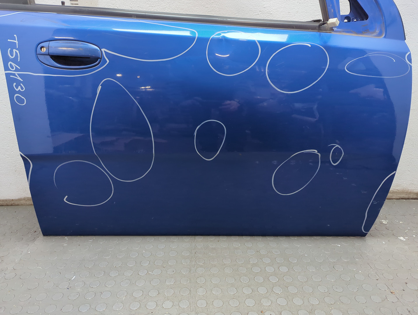 Дверь передняя правая