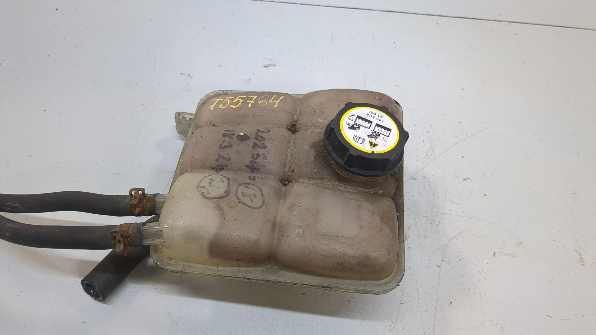 Бачок расширительный