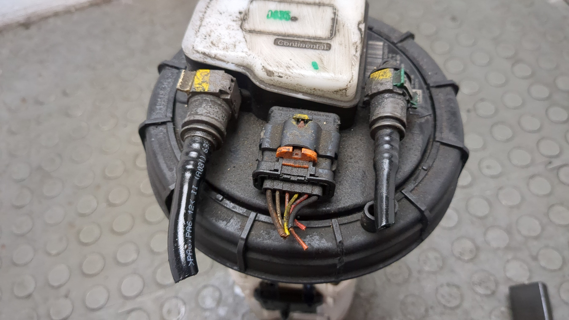 Насос топливный электрический