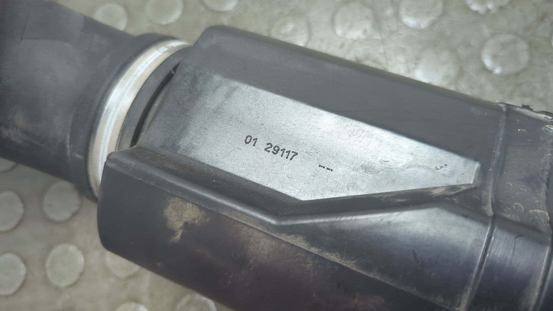 Патрубок воздушного фильтра