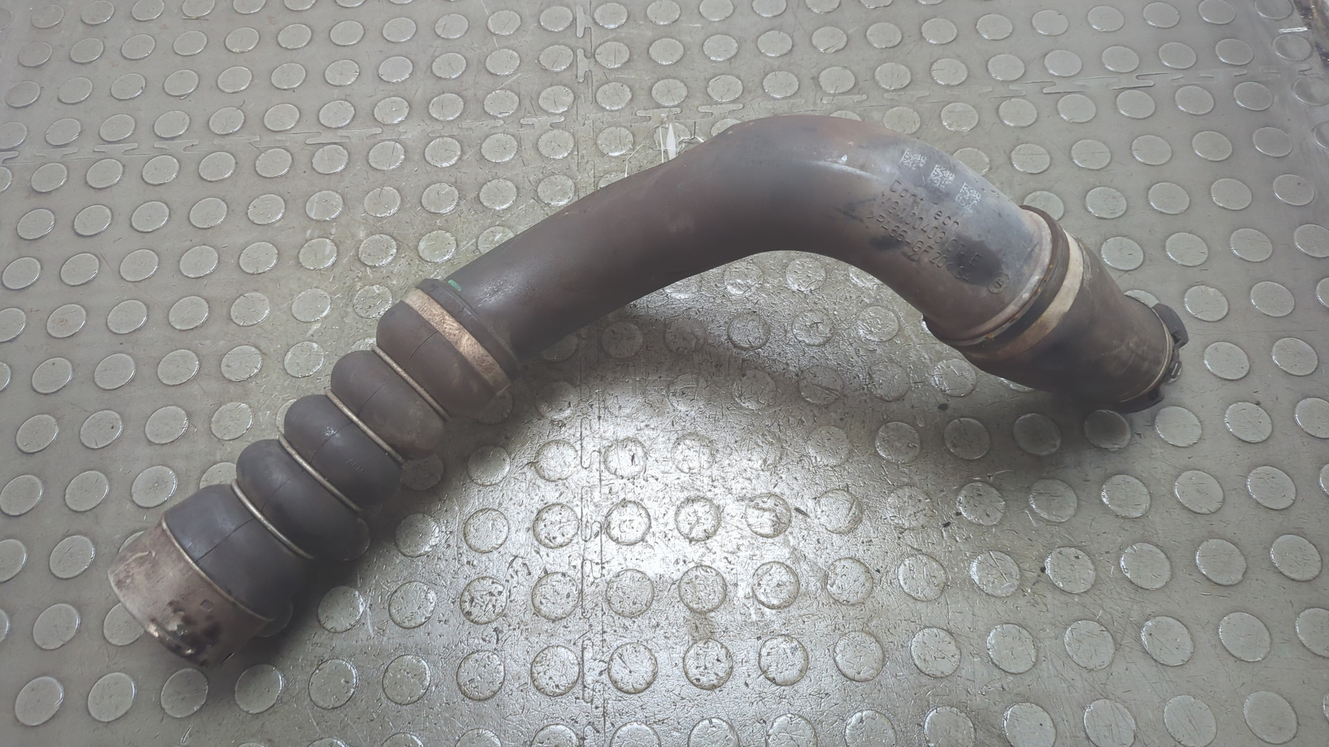 Патрубок интеркулера