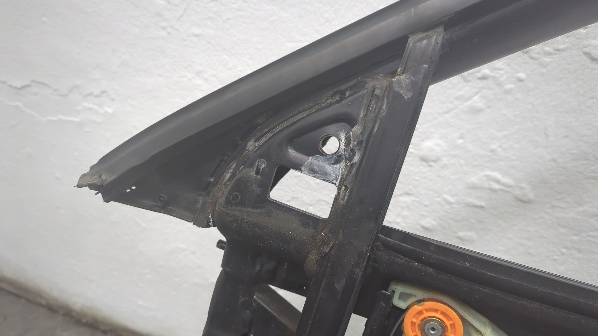 Стеклоподъемник электр. передний левый