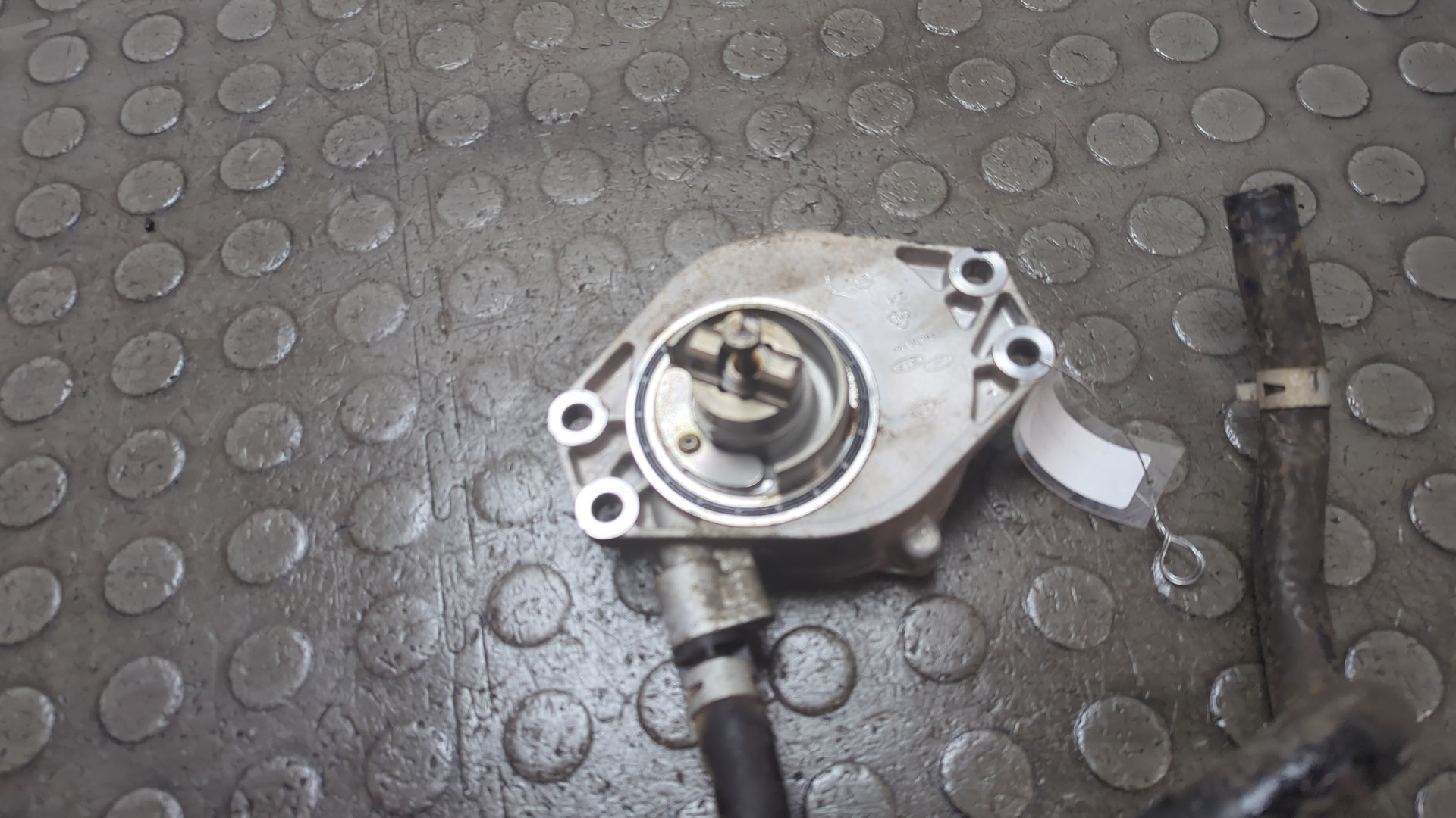 Насос вакуумный