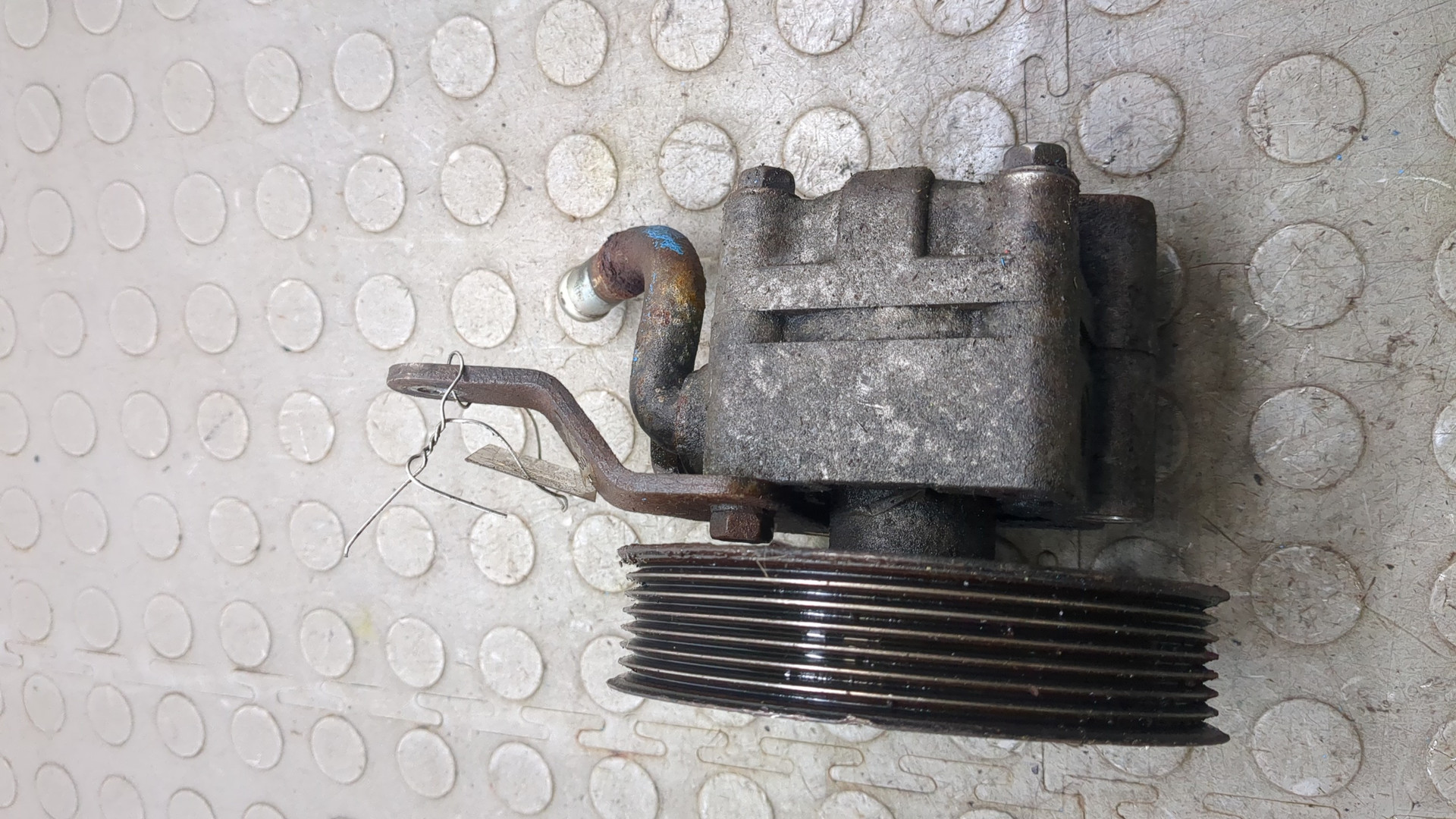 Насос ГУР (гидроусилитель руля)