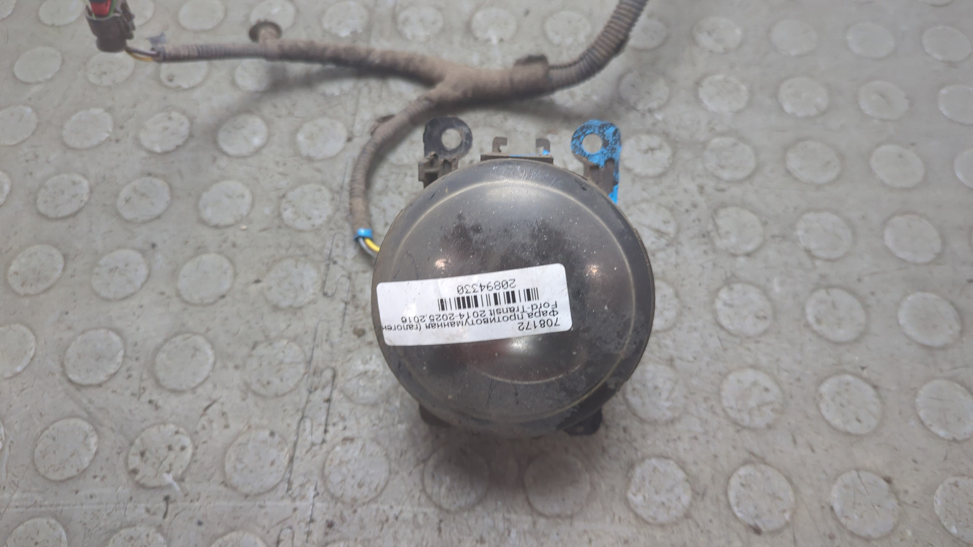 Фара противотуманная левая