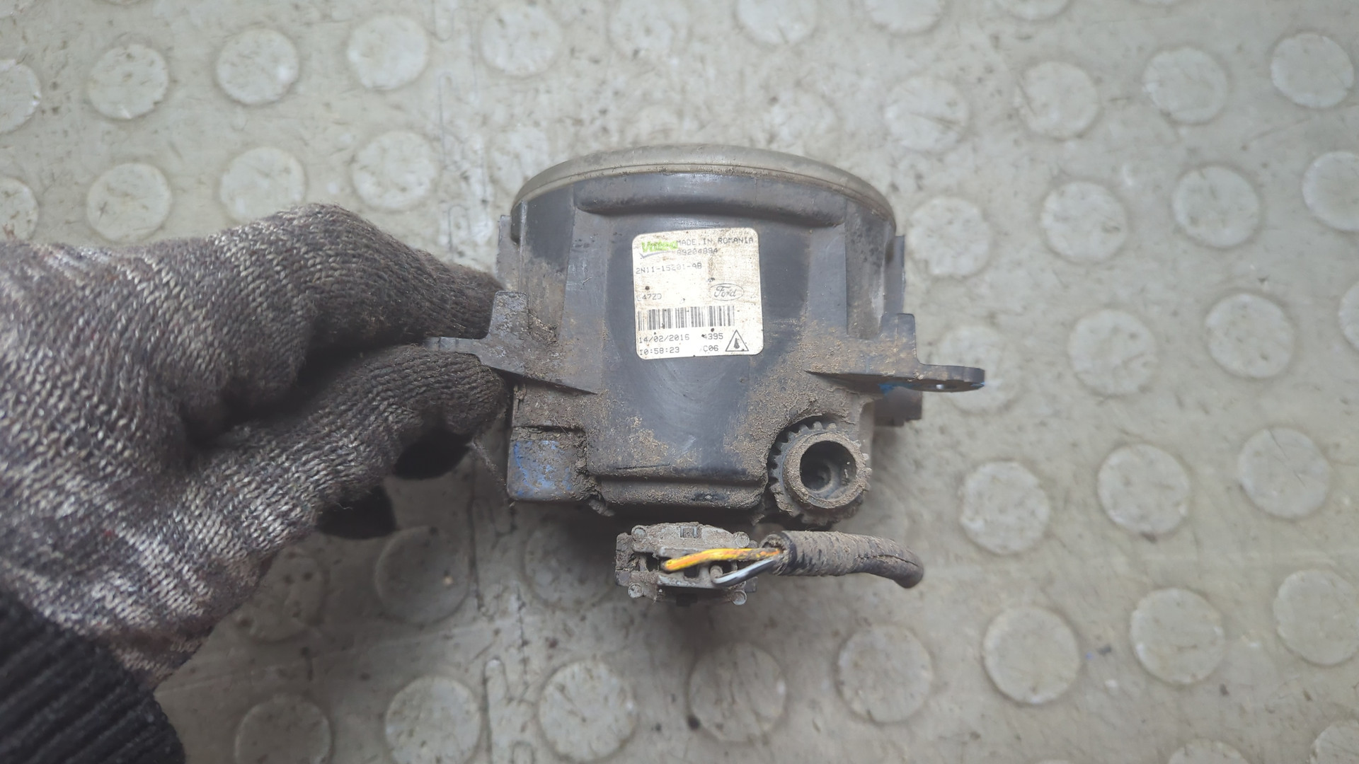 Фара противотуманная правая