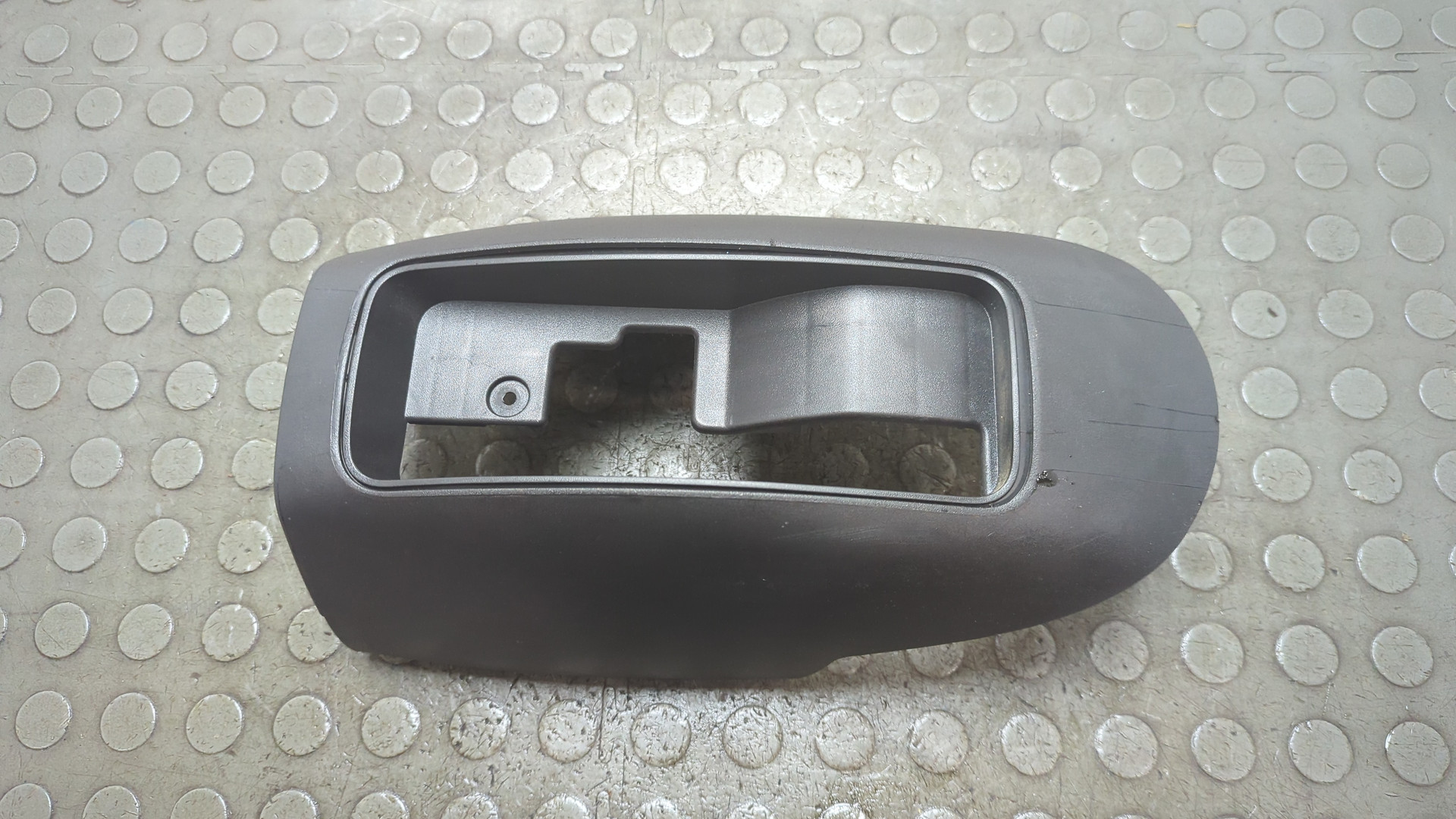 Кожух рулевой колонки