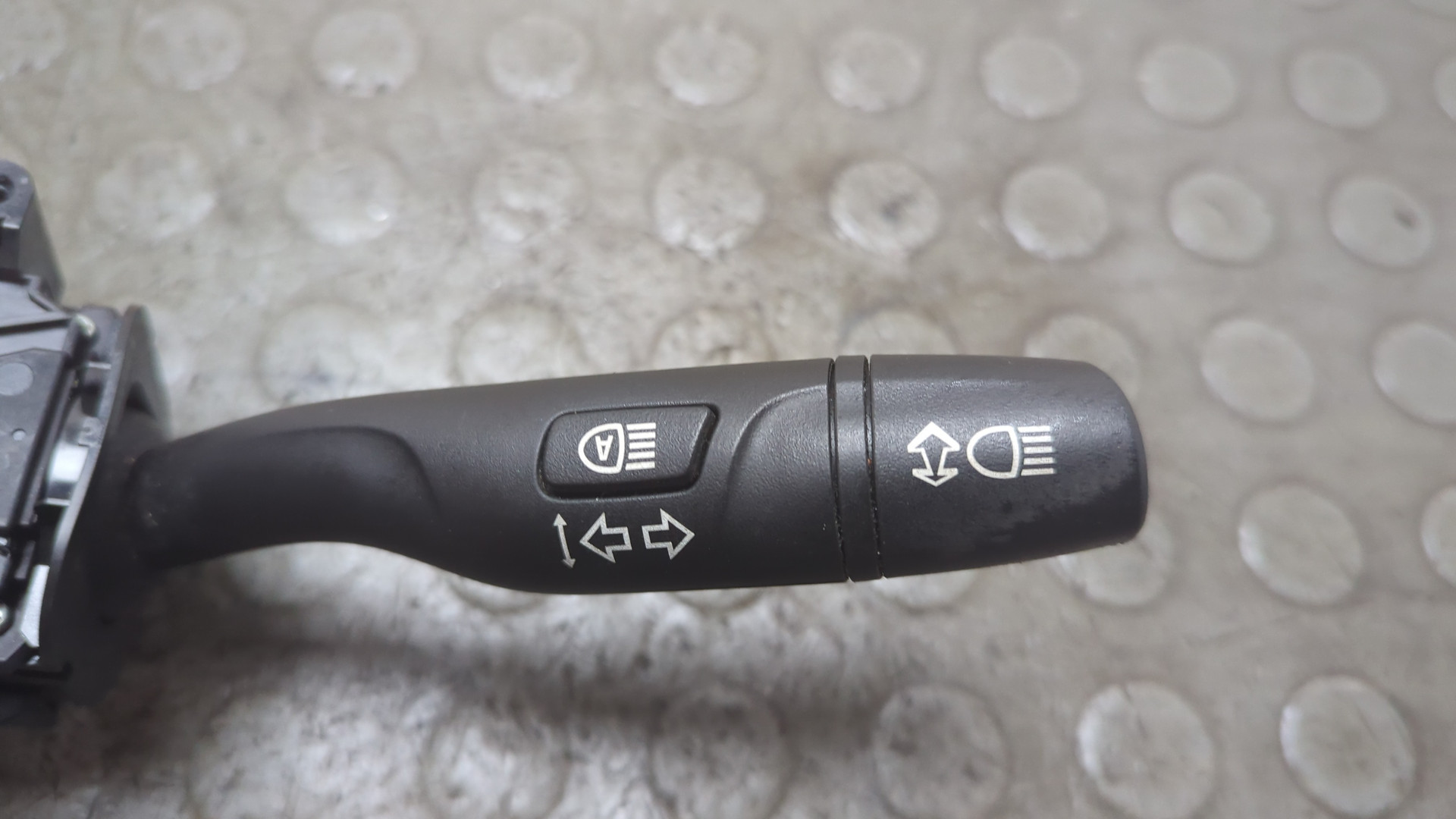 Переключатель подрулевой