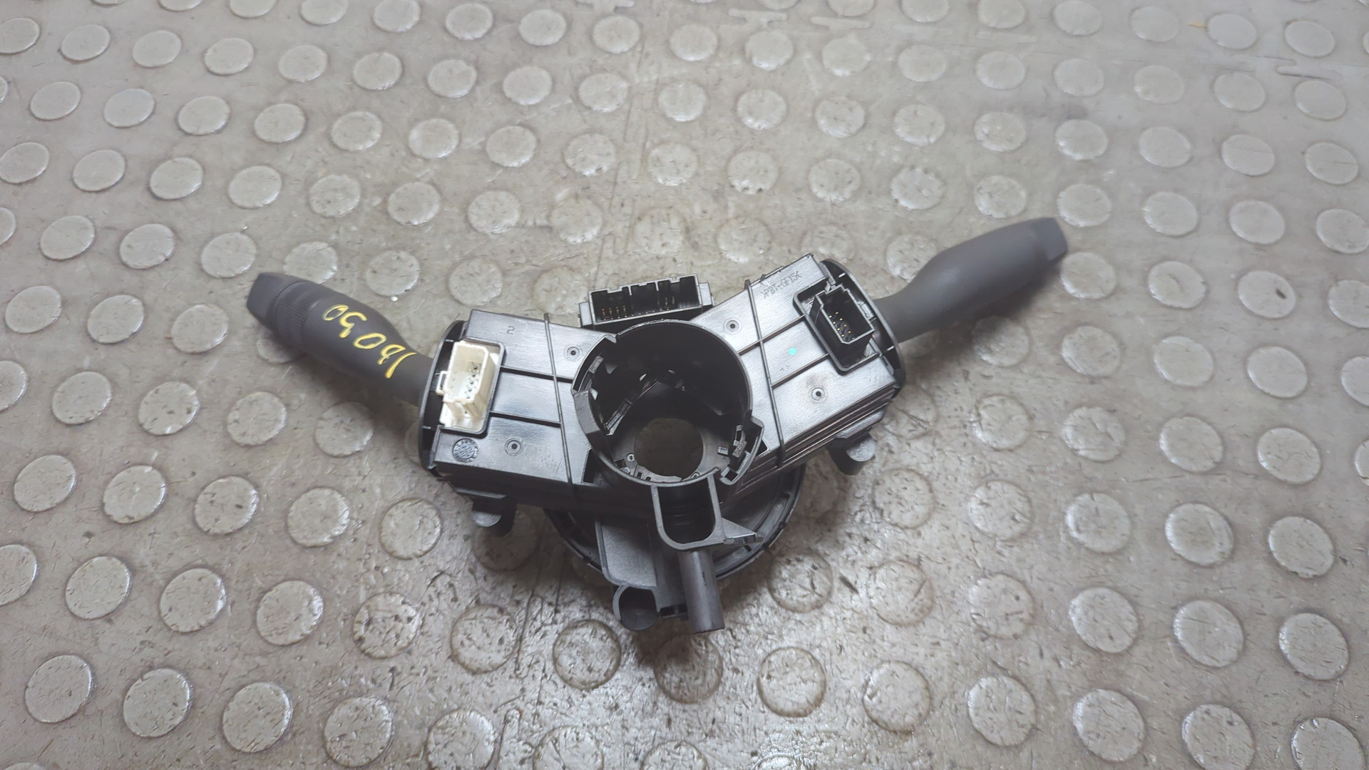 Переключатель подрулевой