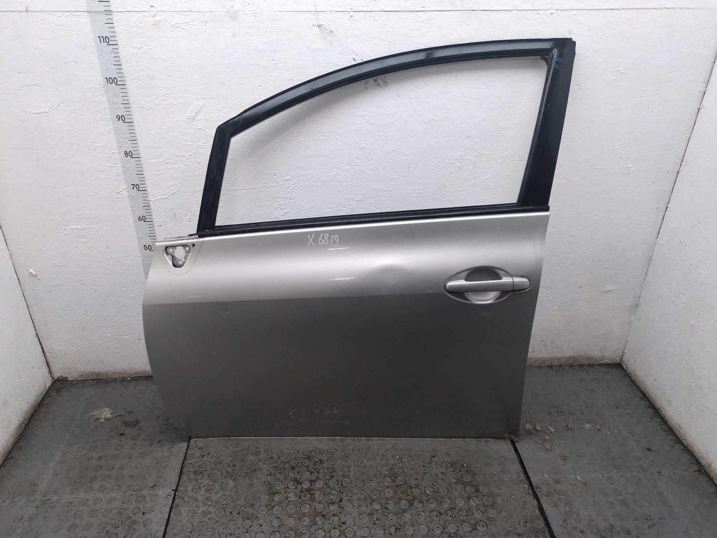 Дверь передняя левая