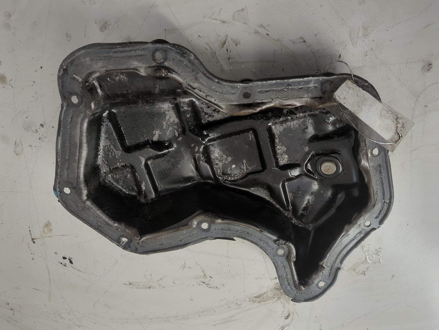 Поддон масляный двигателя (картер)