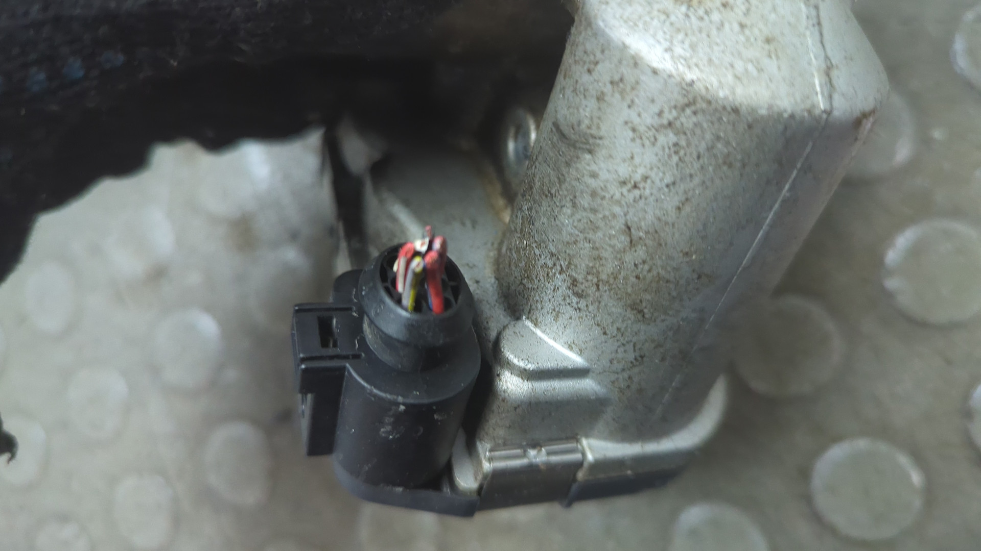 Заслонка дроссельная электрическая