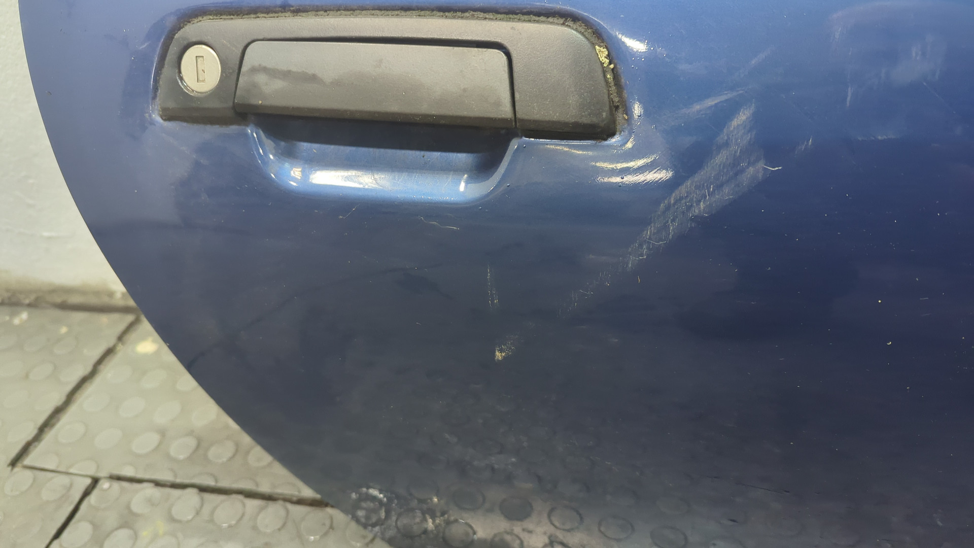 Дверь передняя правая